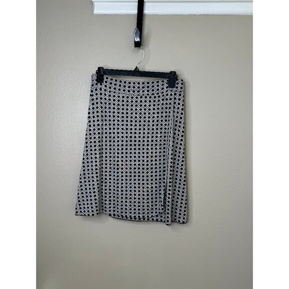 Ann Taylor Women's Black Skirt‎ size x-small aline elastic waist pull on midi - Picture 1 of 5